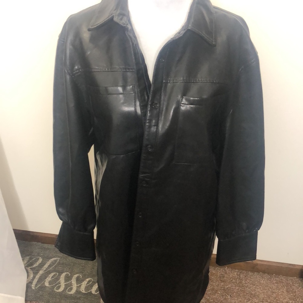 Bagatelle collection black faux leather pocketed long coat size medium​ - Picture 2 of 11